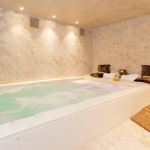 מלון Adler Cavalieri Hotel-private & Gym, פירנצה